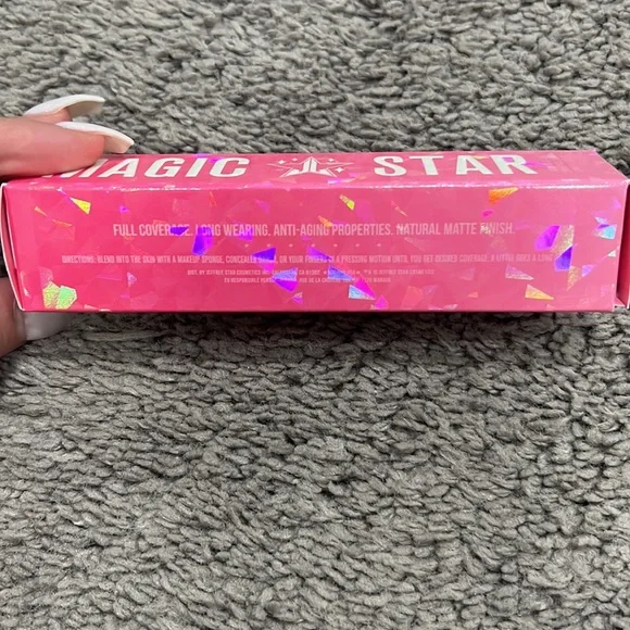 NEW Jeffree Star Magic Star Concealer - Picture 2 of 4
